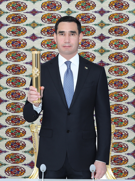 Türkmenistanyň Prezidenti Serdar Berdimuhamedowyň energetika we durmuş düzüminiň täze desgalarynyň ulanmaga berilmegi hem-de düýbi tutulmagy mynasybetli dabaradaky ÇYKYŞY